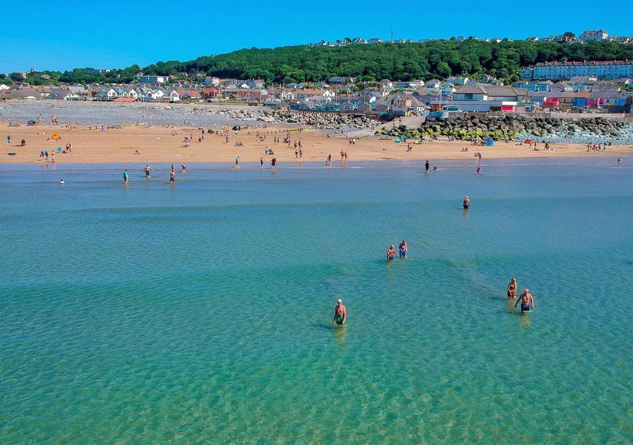 Braddicks Centre Westward Ho! (Devon)