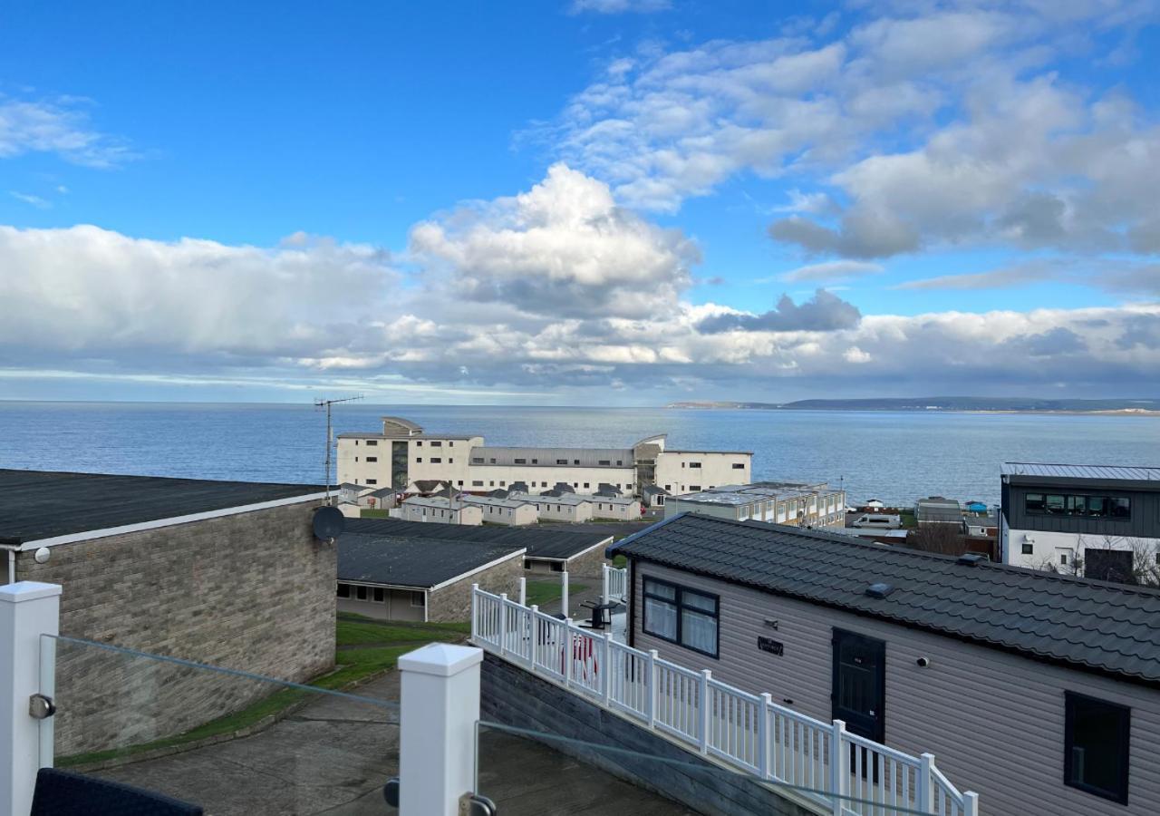 Braddicks Centre * Westward Ho! (Devon)